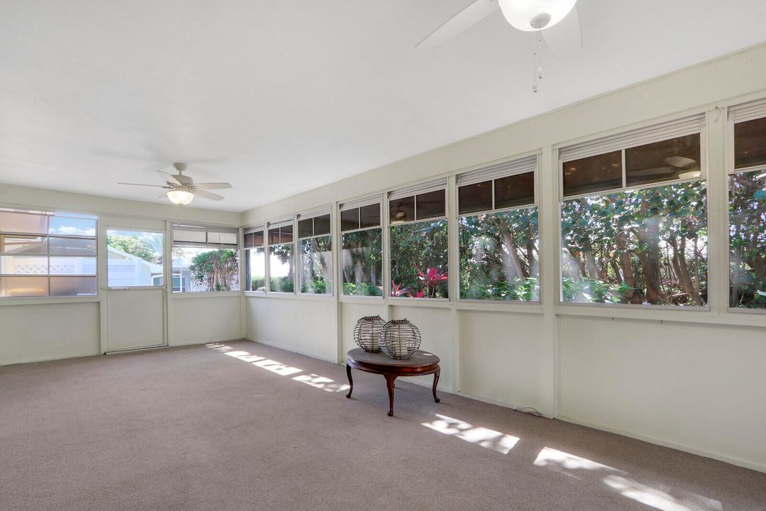 出租: $3,750 (3 贝兹, 2 浴室, 1476 平方英尺)