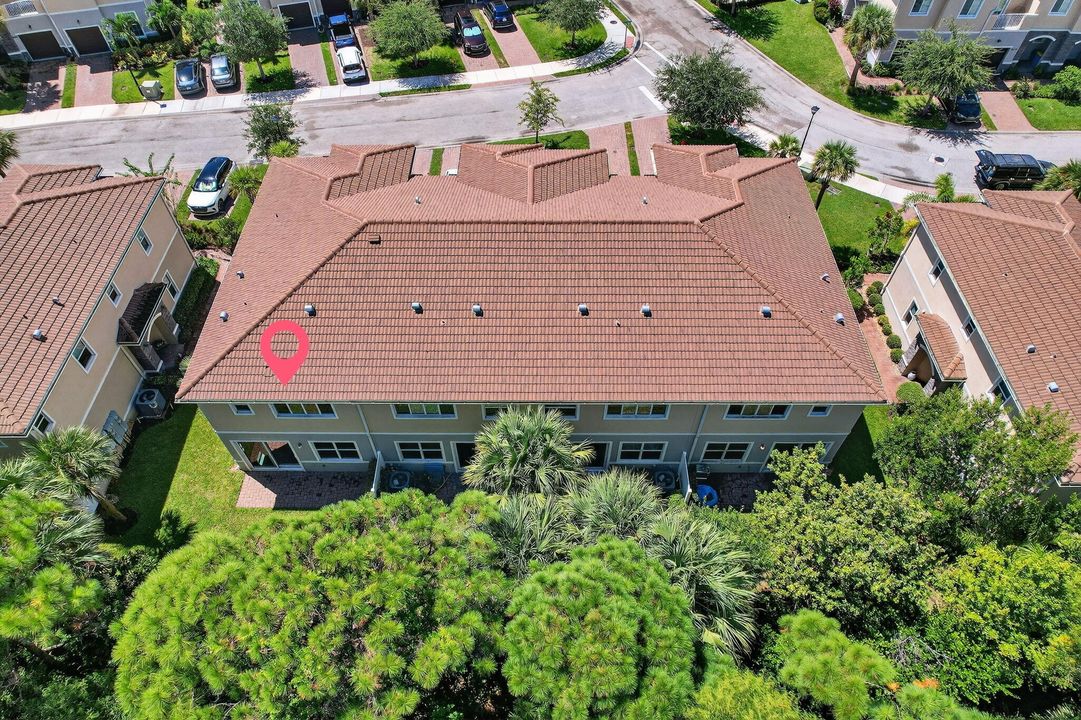 待售: $450,000 (4 贝兹, 3 浴室, 1904 平方英尺)