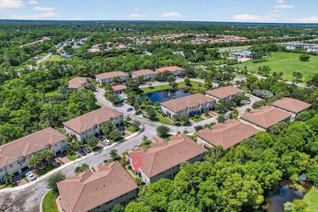 待售: $450,000 (4 贝兹, 3 浴室, 1904 平方英尺)