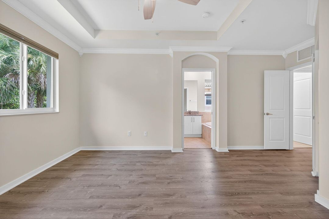 待售: $450,000 (4 贝兹, 3 浴室, 1904 平方英尺)