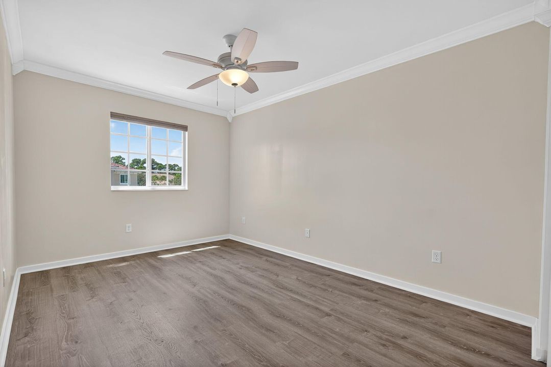 待售: $450,000 (4 贝兹, 3 浴室, 1904 平方英尺)