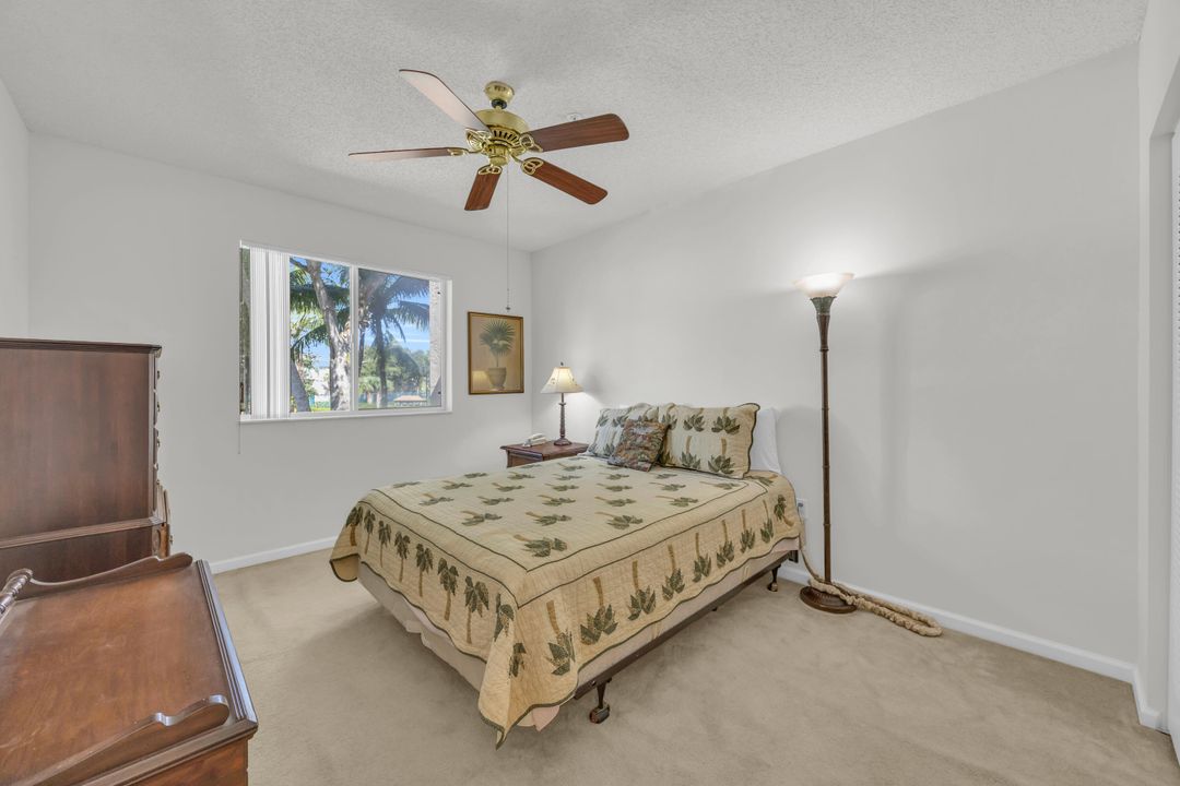 合同活跃: $405,000 (3 贝兹, 2 浴室, 1152 平方英尺)