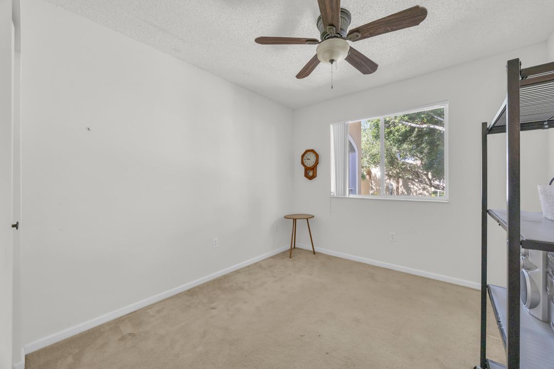 合同活跃: $405,000 (3 贝兹, 2 浴室, 1152 平方英尺)