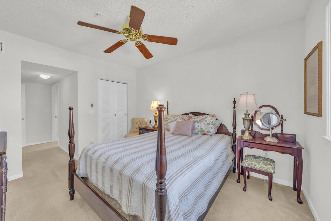 合同活跃: $405,000 (3 贝兹, 2 浴室, 1152 平方英尺)