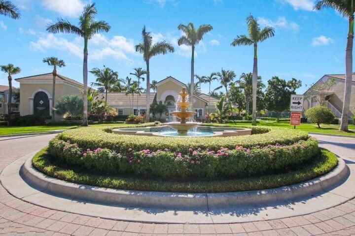 合同活跃: $405,000 (3 贝兹, 2 浴室, 1152 平方英尺)