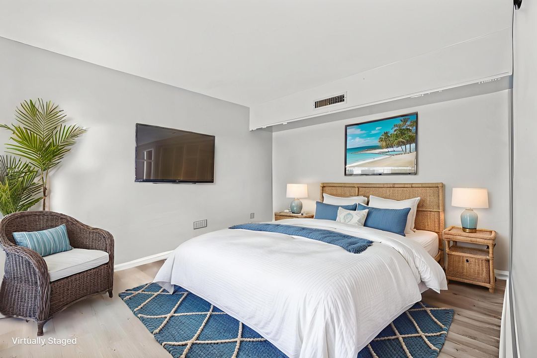 For Sale: $322,499 (2 beds, 2 baths, 1680 Square Feet)