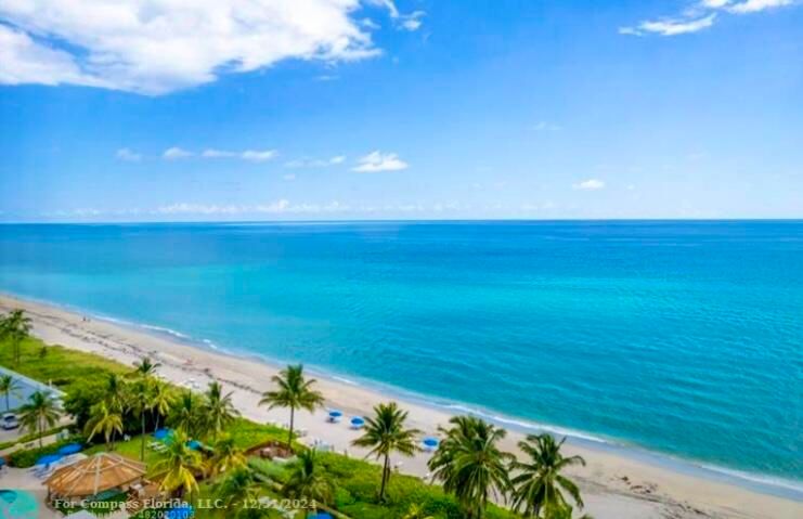 Под контрактом: $7,100 (2 спален, 2 ванн, 1452 Квадратных фут)