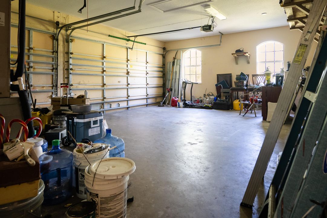 For Sale: $775,000 (4 beds, 3 baths, 3113 Square Feet)