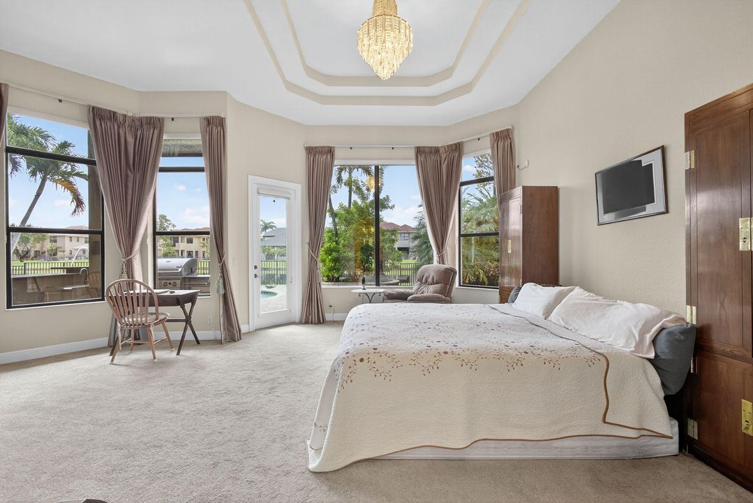 待售: $1,375,000 (5 贝兹, 4 浴室, 4410 平方英尺)