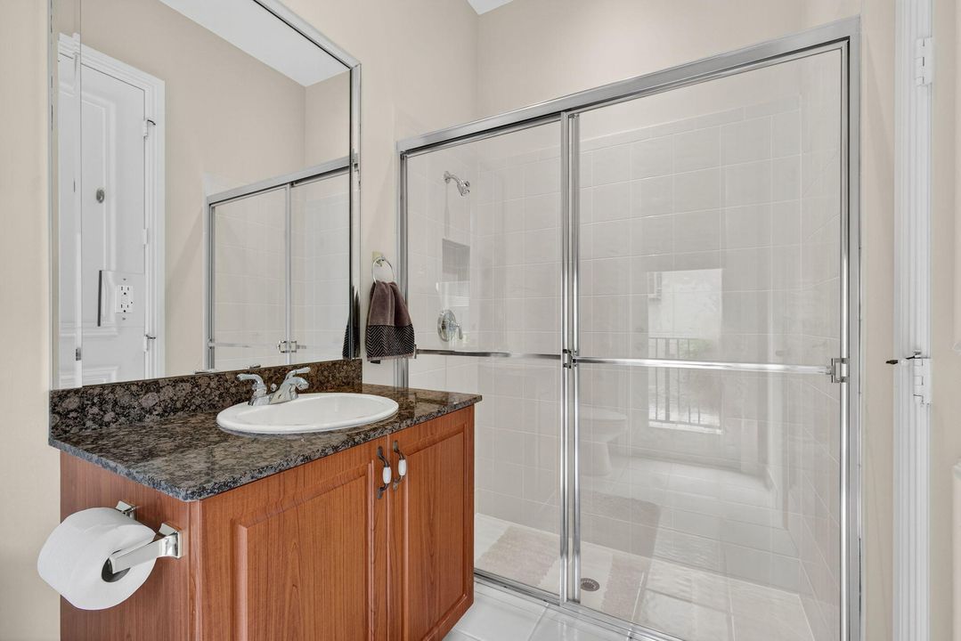 待售: $1,375,000 (5 贝兹, 4 浴室, 4410 平方英尺)