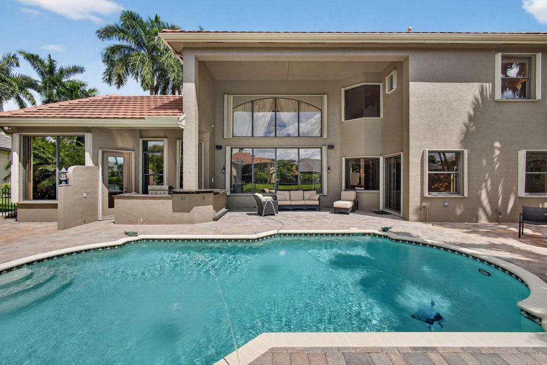 待售: $1,375,000 (5 贝兹, 4 浴室, 4410 平方英尺)