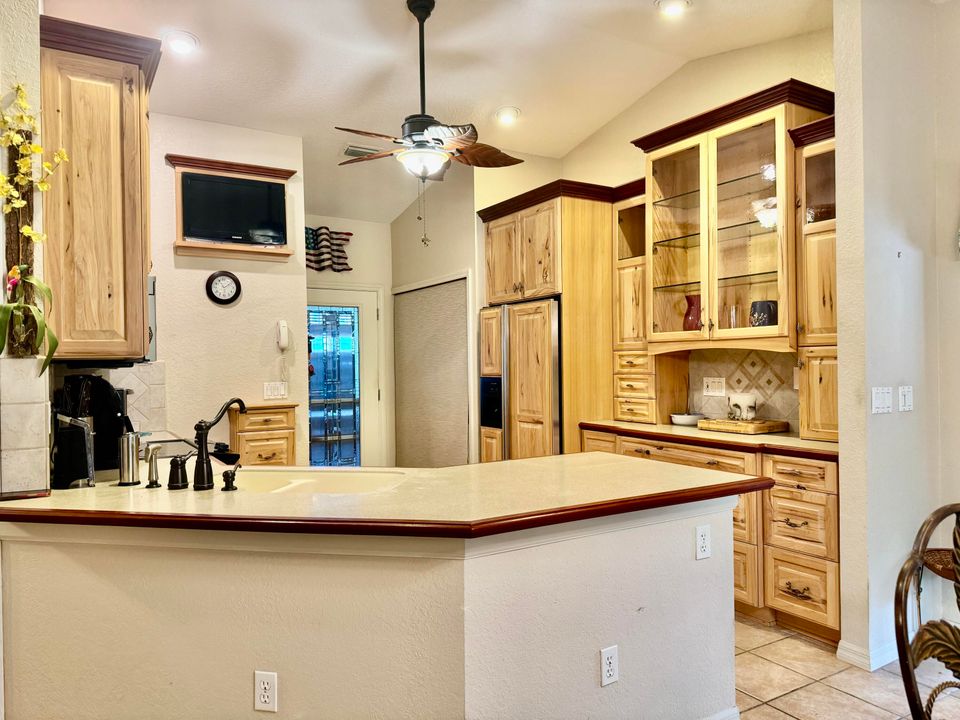 For Sale: $459,000 (3 beds, 2 baths, 1378 Square Feet)