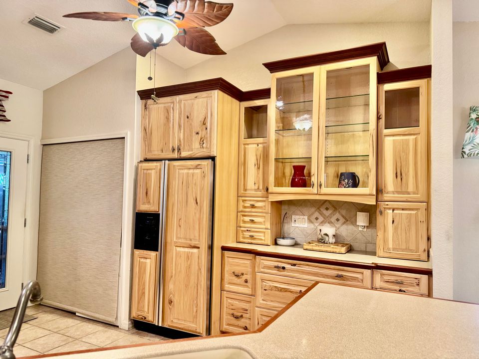 For Sale: $459,000 (3 beds, 2 baths, 1378 Square Feet)