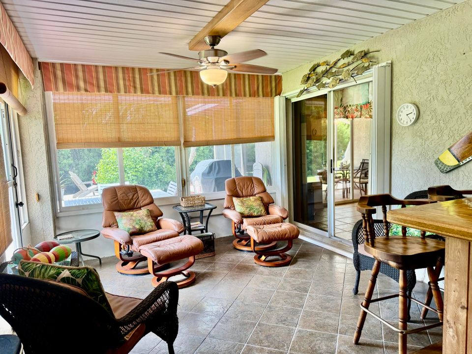 For Sale: $459,000 (3 beds, 2 baths, 1378 Square Feet)