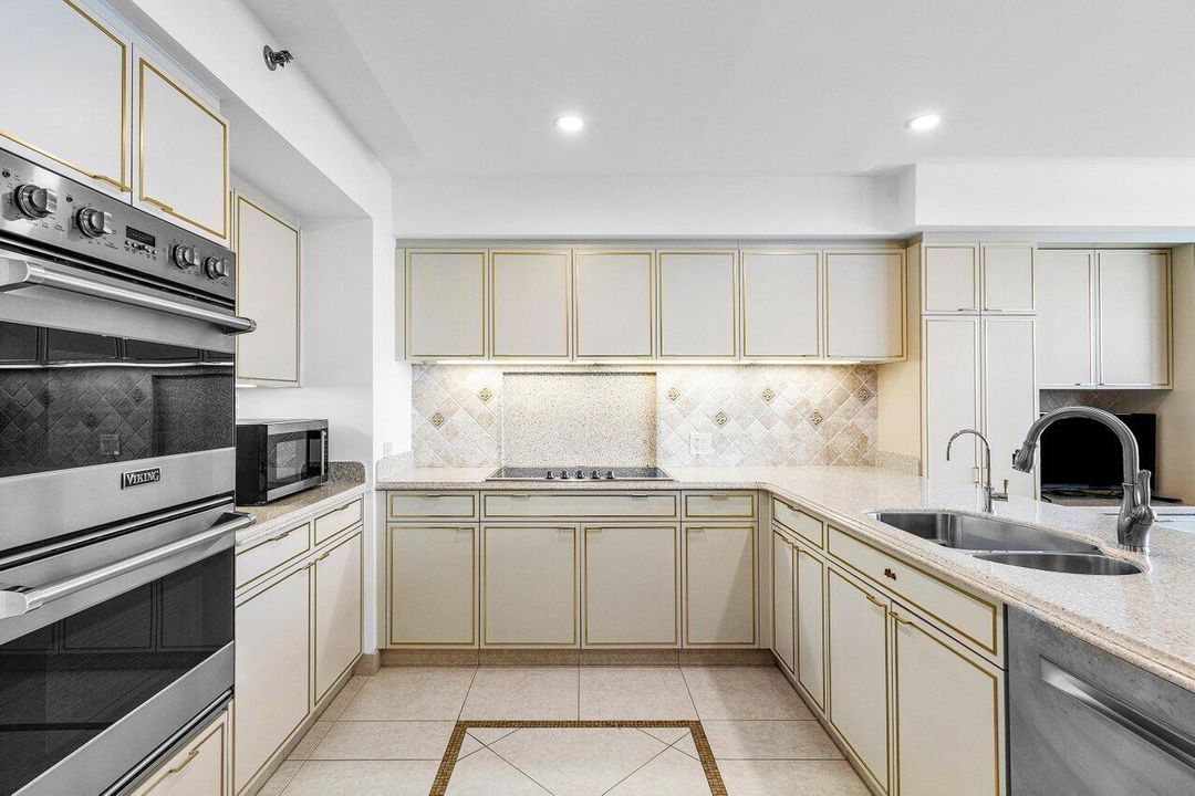 В аренду: $9,750 (2 спален, 2 ванн, 2156 Квадратных фут)