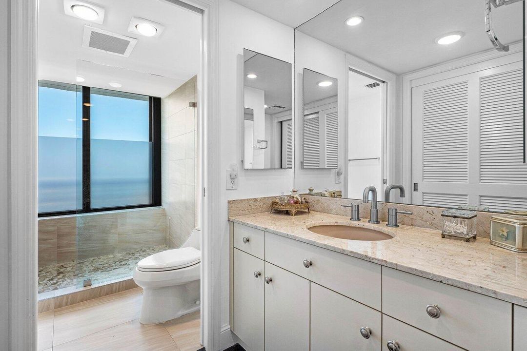 В аренду: $9,750 (2 спален, 2 ванн, 2156 Квадратных фут)