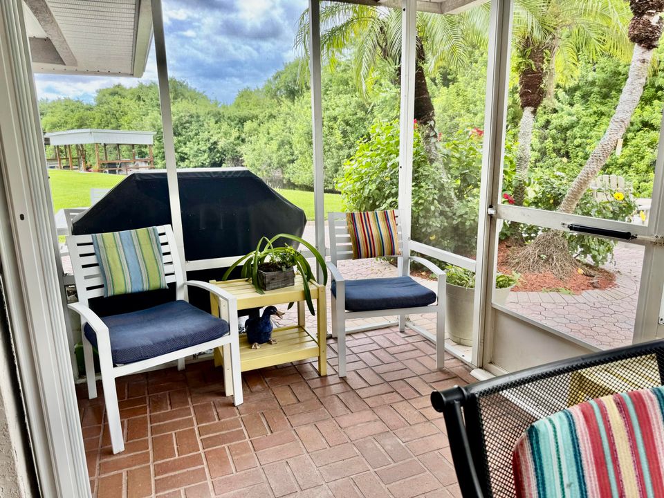 For Sale: $459,000 (3 beds, 2 baths, 1378 Square Feet)