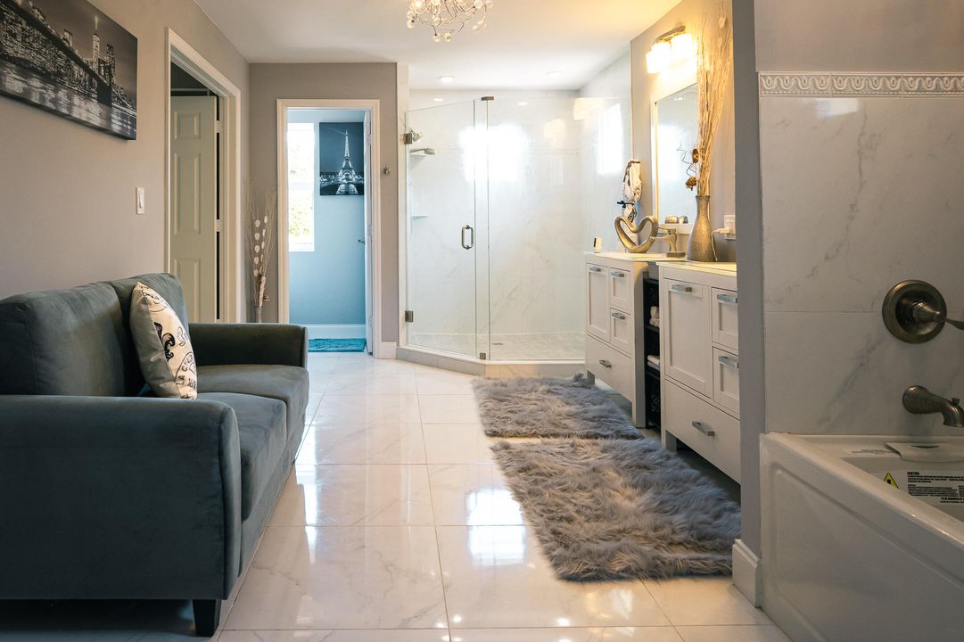 For Sale: $899,900 (5 beds, 3 baths, 3327 Square Feet)