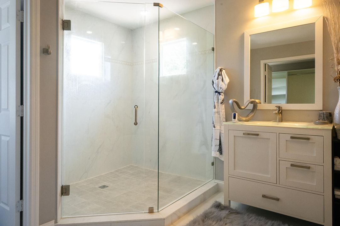 For Sale: $899,900 (5 beds, 3 baths, 3327 Square Feet)