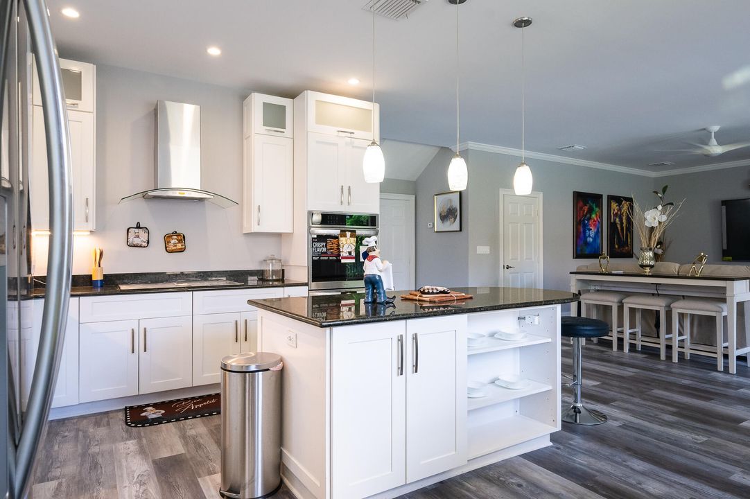 For Sale: $899,900 (5 beds, 3 baths, 3327 Square Feet)