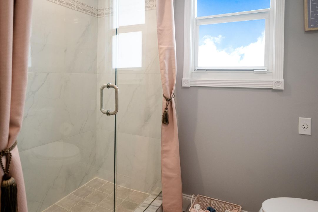 For Sale: $899,900 (5 beds, 3 baths, 3327 Square Feet)