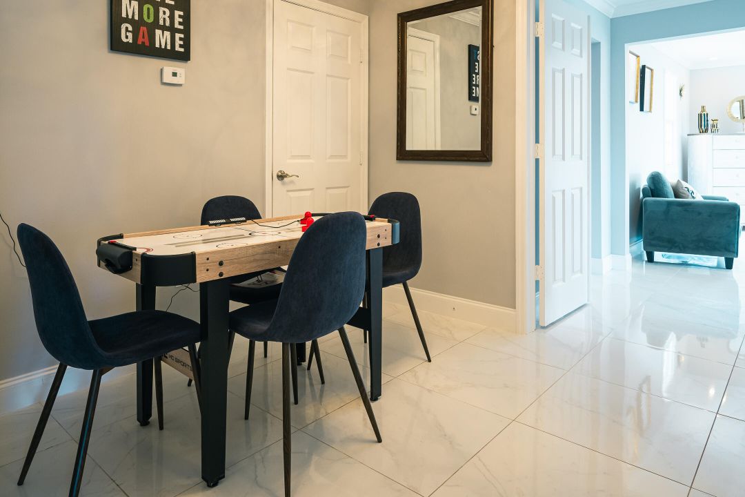 For Sale: $899,900 (5 beds, 3 baths, 3327 Square Feet)