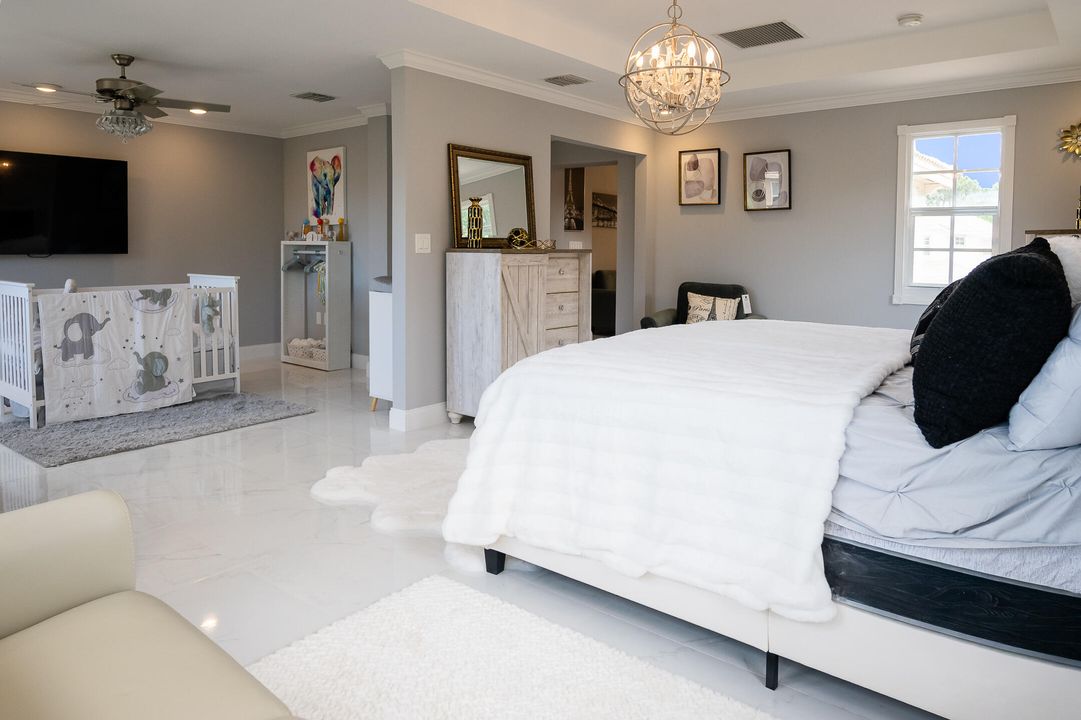 For Sale: $899,900 (5 beds, 3 baths, 3327 Square Feet)