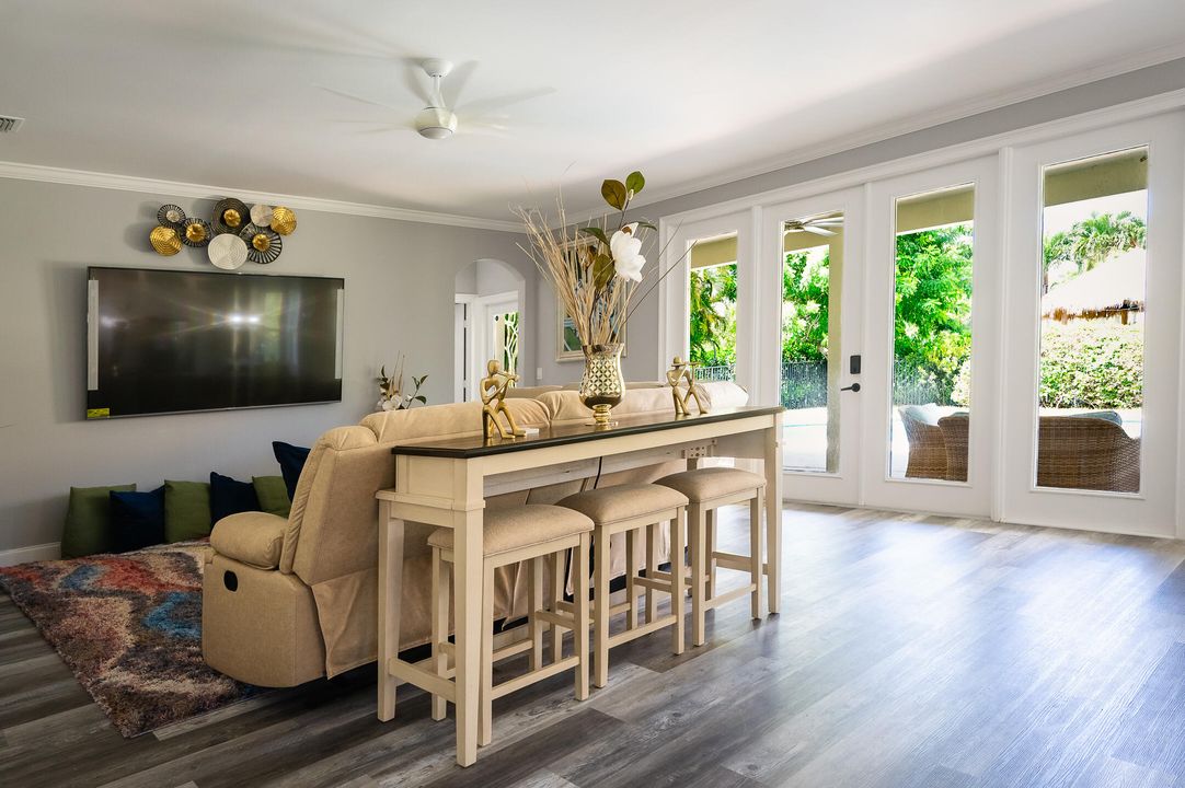 For Sale: $899,900 (5 beds, 3 baths, 3327 Square Feet)