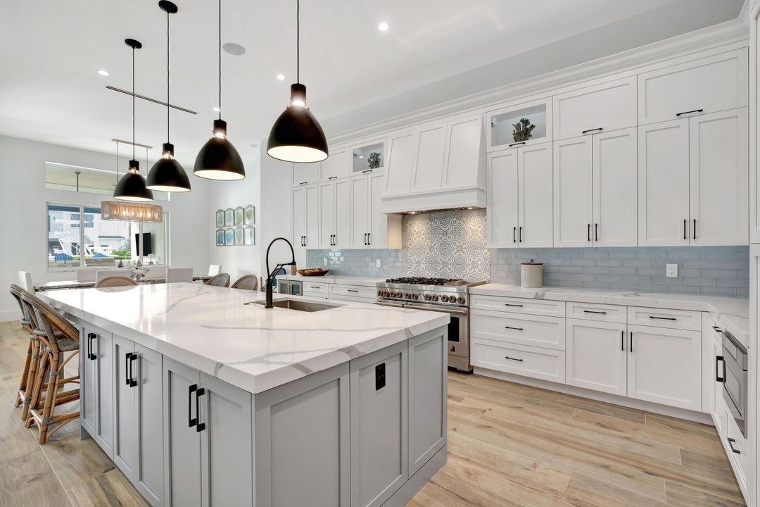 Active With Contract: $3,995,000 (4 beds, 3 baths, 3410 Square Feet)