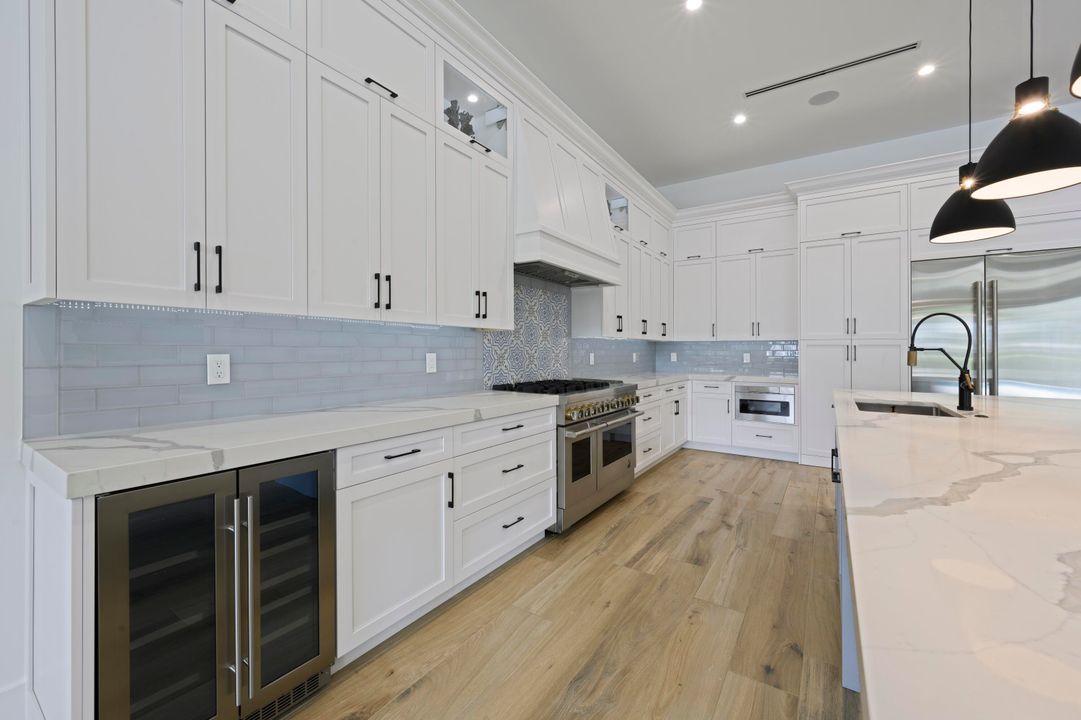 Active With Contract: $3,995,000 (4 beds, 3 baths, 3410 Square Feet)