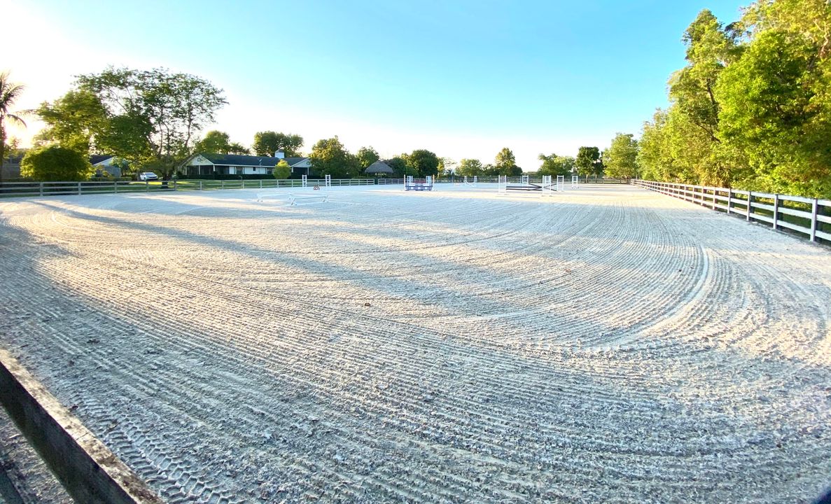 En Renta: $11,500 (1 camas, 0 baños, 2460 Pies cuadrados)