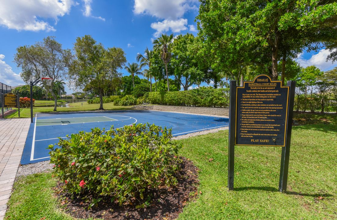 待售: $1,375,000 (5 贝兹, 4 浴室, 4410 平方英尺)