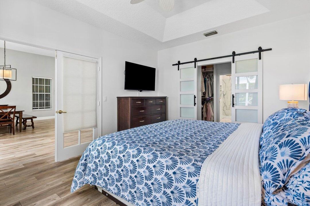 Active With Contract: $15,000 (4 beds, 3 baths, 2652 Square Feet)