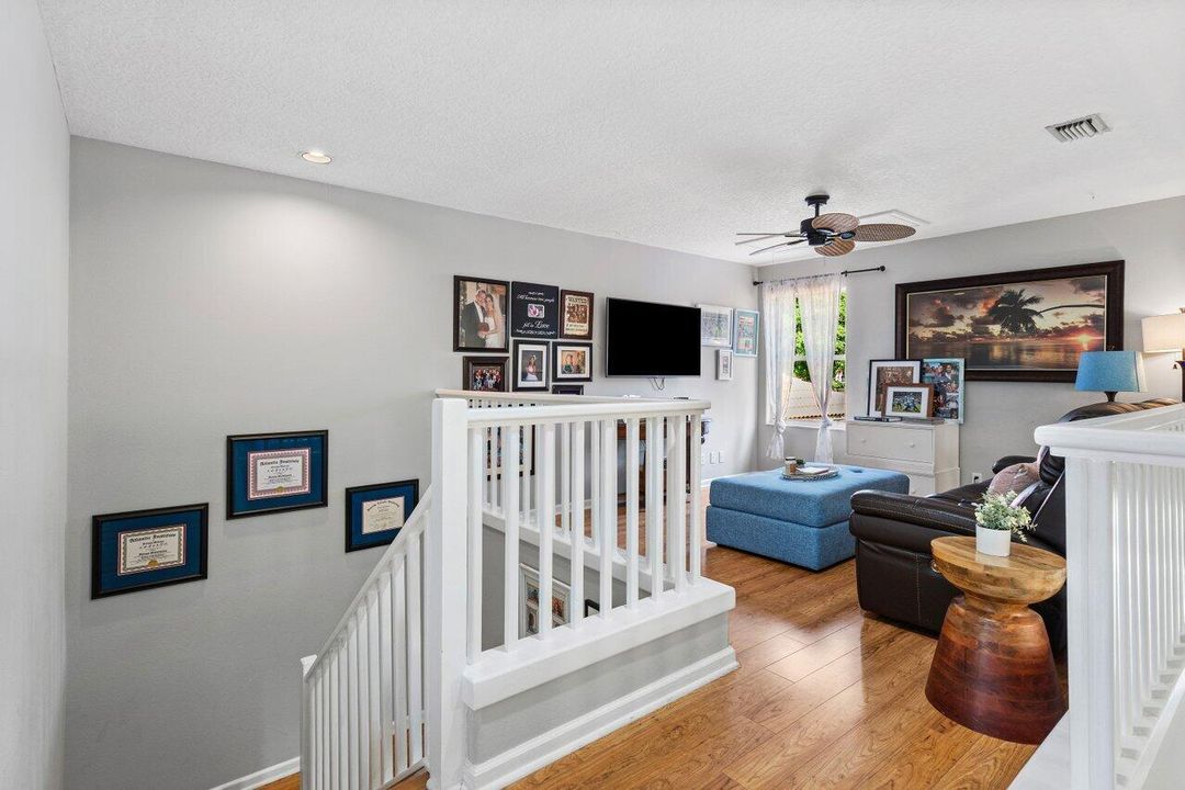 Active With Contract: $15,000 (4 beds, 3 baths, 2652 Square Feet)