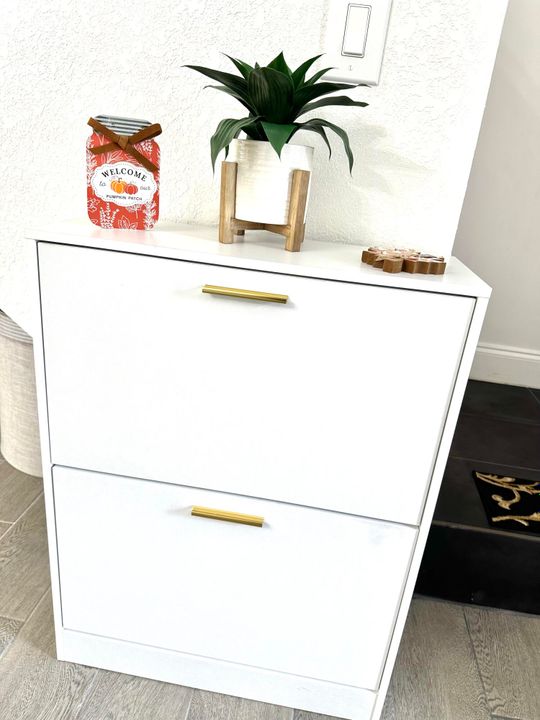 For Rent: $2,500 (2 beds, 1 baths, 1234 Square Feet)