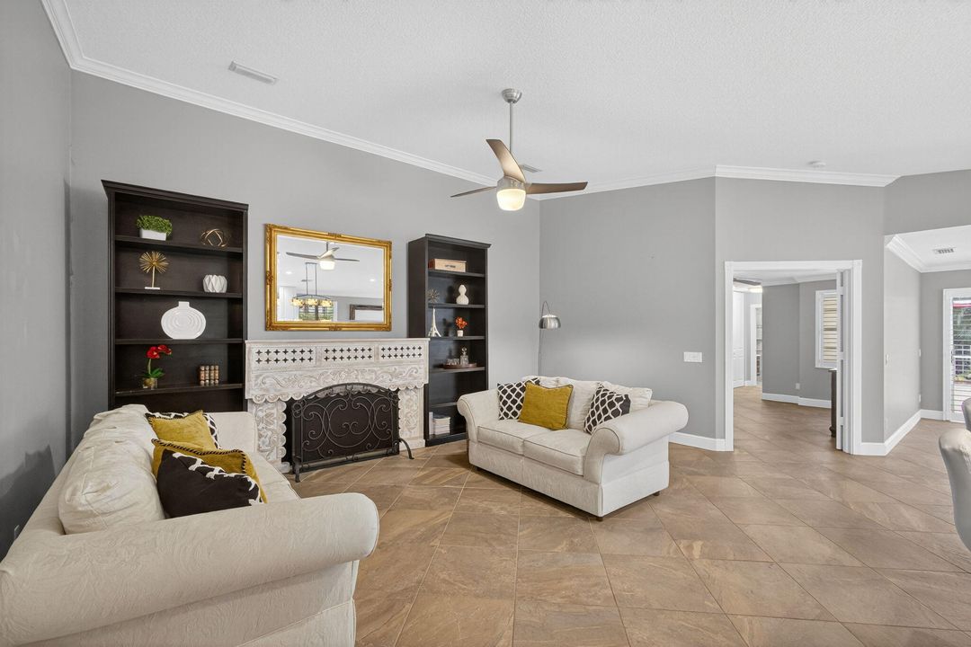 Active With Contract: $669,900 (2 beds, 2 baths, 1525 Square Feet)