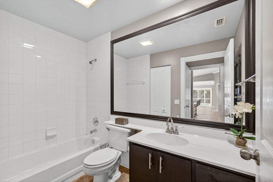 Active With Contract: $669,900 (2 beds, 2 baths, 1525 Square Feet)