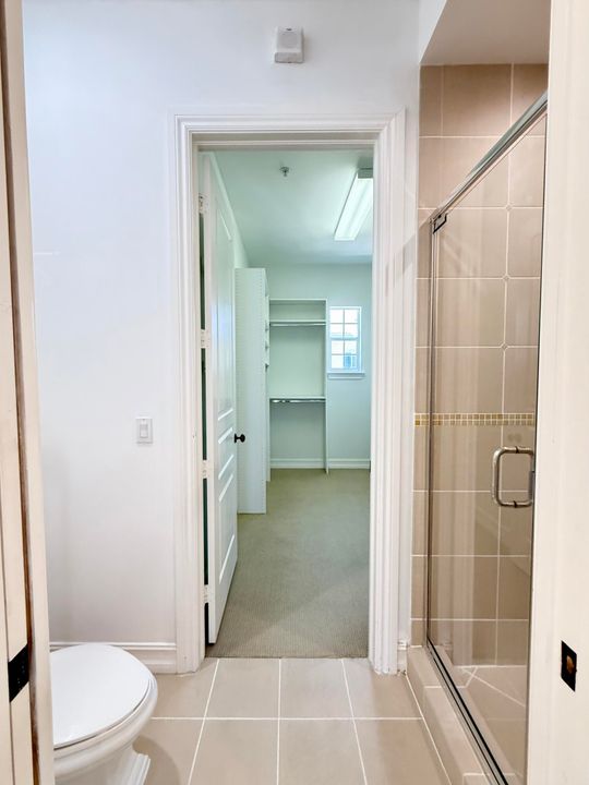 合同活跃: $6,500 (3 贝兹, 3 浴室, 1866 平方英尺)