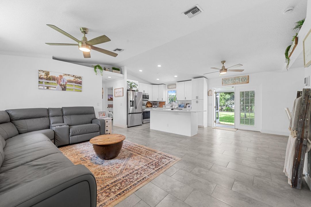 For Sale: $629,999 (3 beds, 2 baths, 1515 Square Feet)