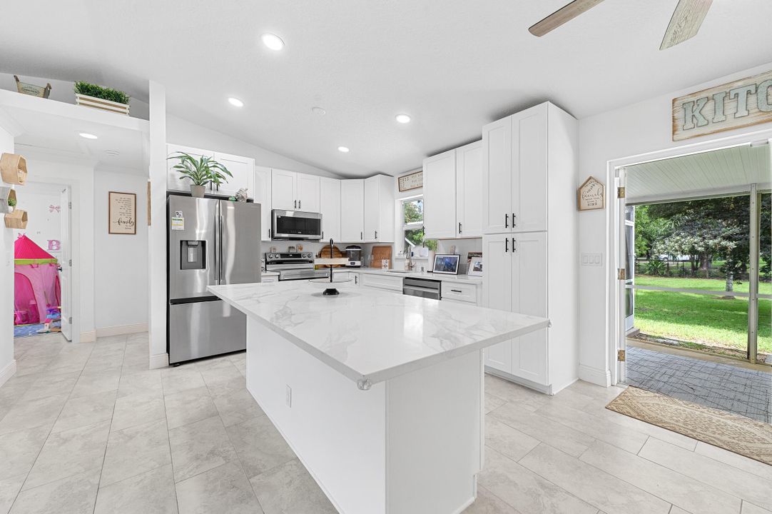 For Sale: $629,999 (3 beds, 2 baths, 1515 Square Feet)