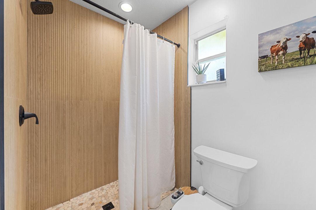 For Sale: $629,999 (3 beds, 2 baths, 1515 Square Feet)