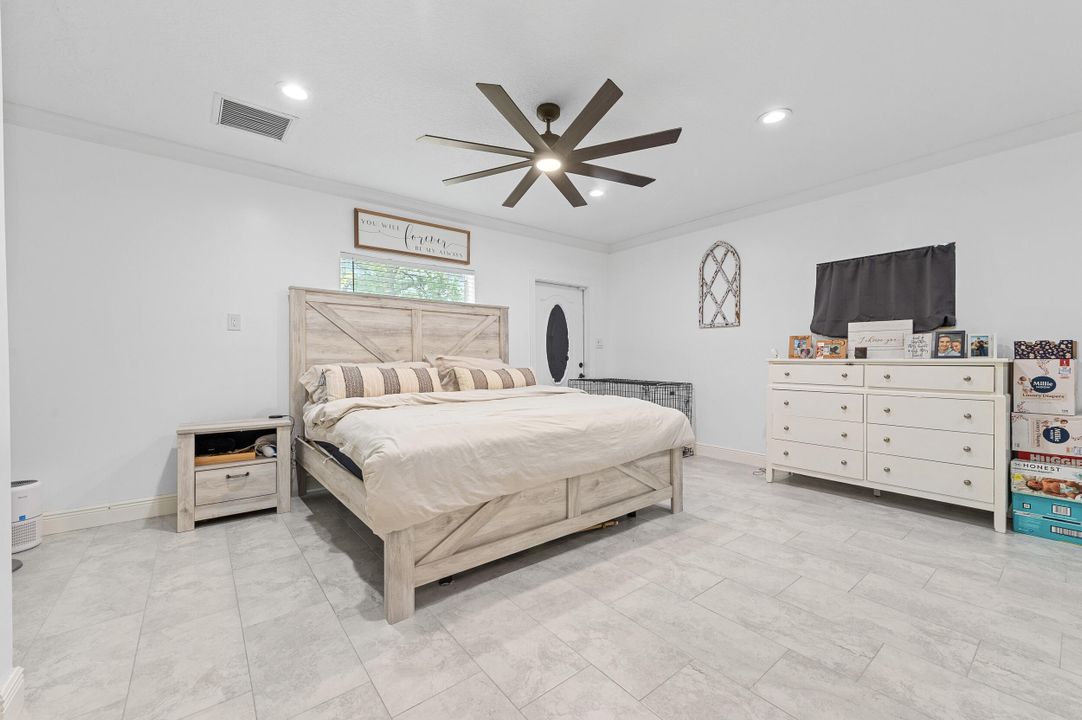 For Sale: $629,999 (3 beds, 2 baths, 1515 Square Feet)