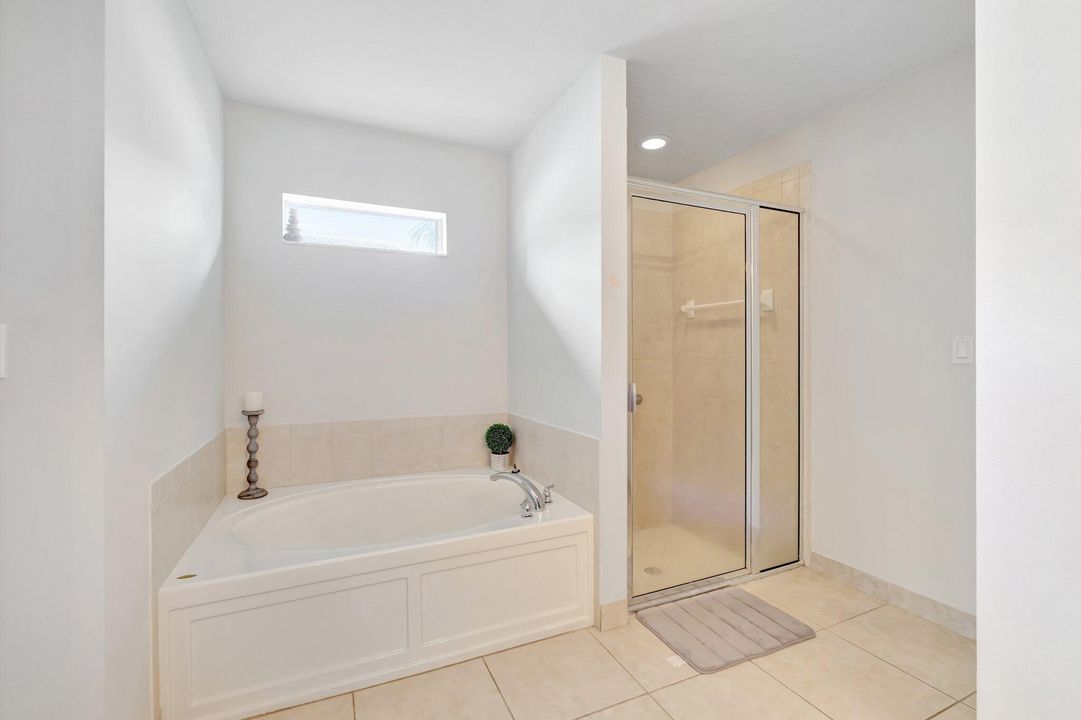 For Sale: $355,000 (3 beds, 2 baths, 1812 Square Feet)