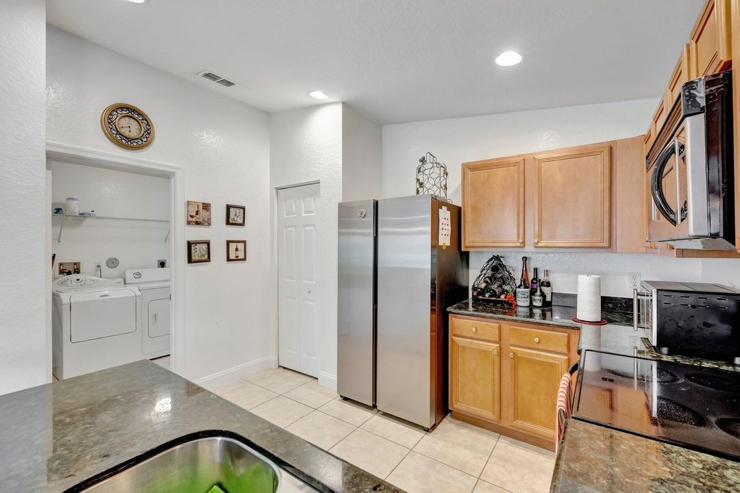 For Sale: $355,000 (3 beds, 2 baths, 1812 Square Feet)