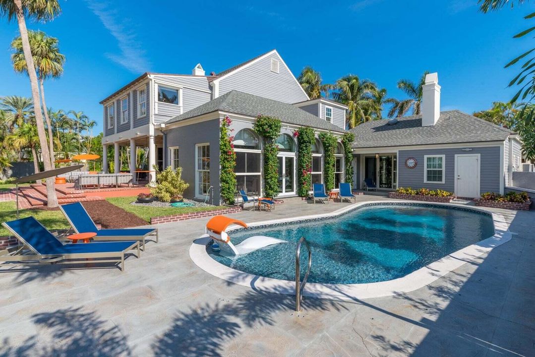 出租: $150,000 (7 贝兹, 7 浴室, 7380 平方英尺)