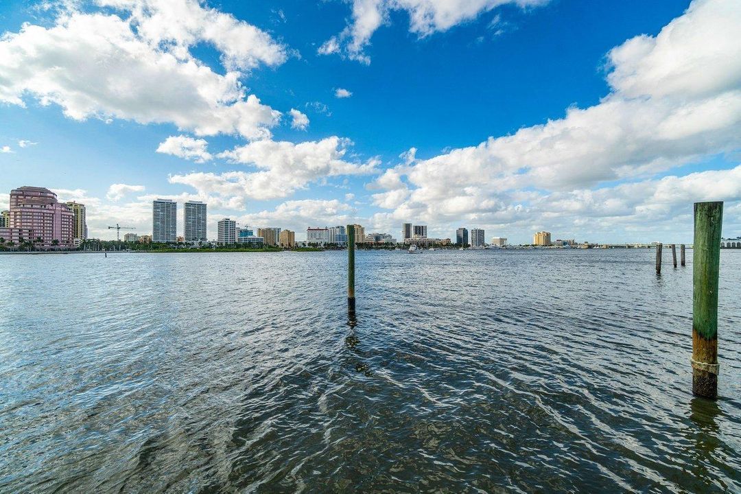 出租: $150,000 (7 贝兹, 7 浴室, 7380 平方英尺)