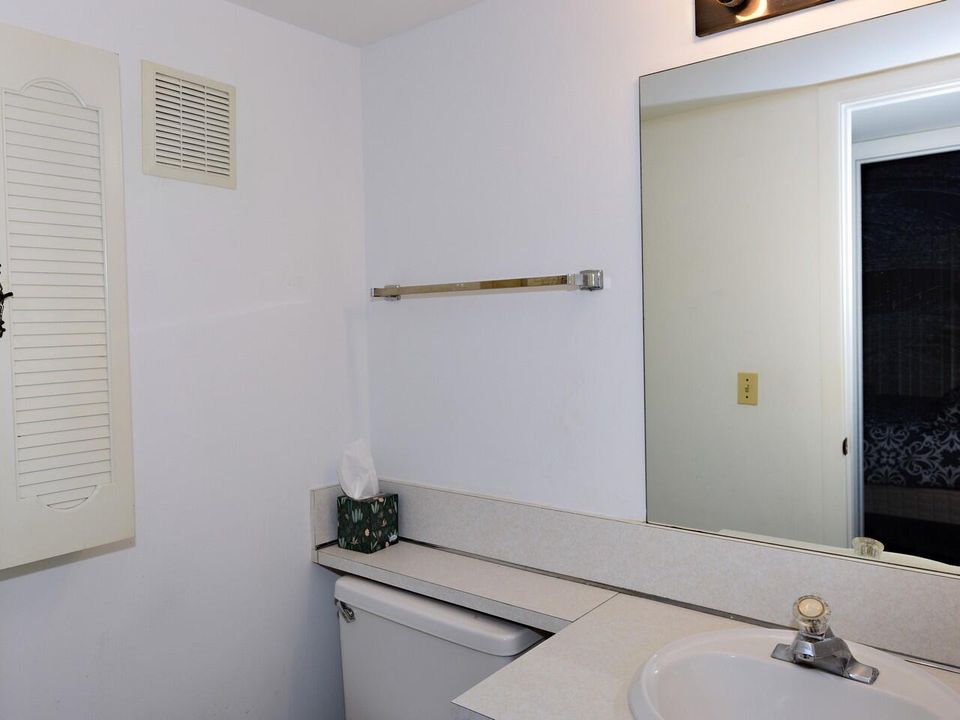 Activo con contrato: $2,500 (2 camas, 1 baños, 820 Pies cuadrados)