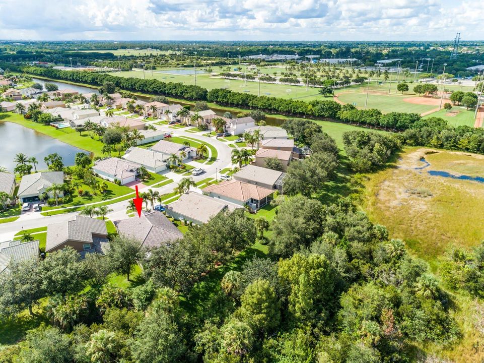 Active With Contract: $8,000 (3 beds, 2 baths, 1992 Square Feet)