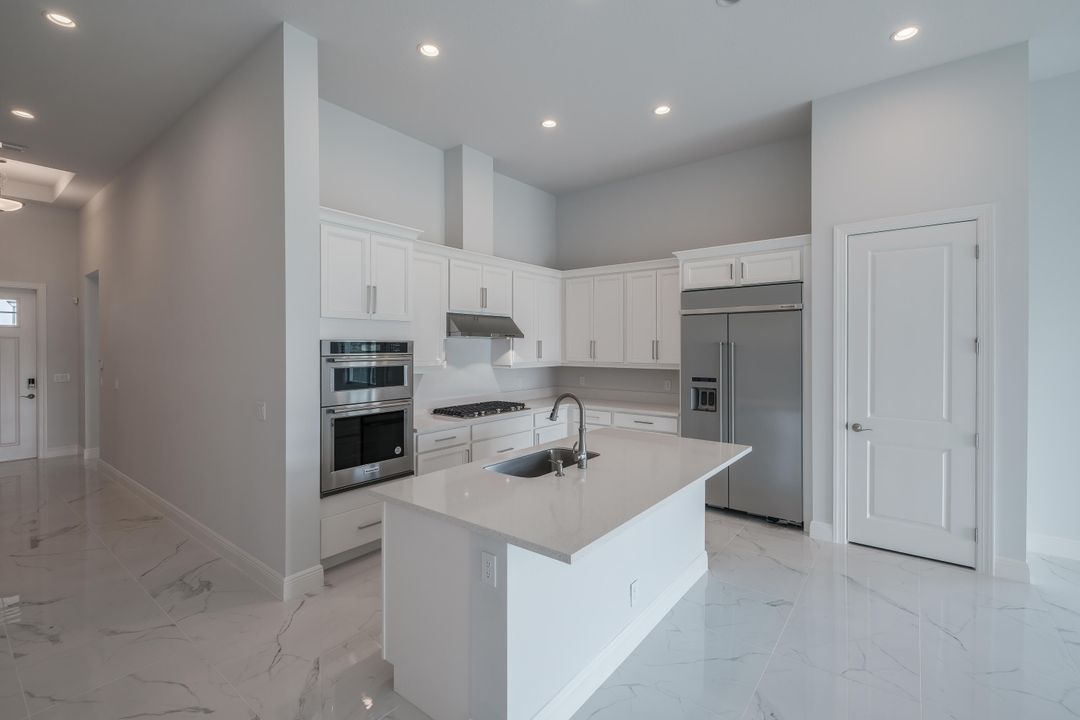 For Rent: $5,300 (4 beds, 3 baths, 2640 Square Feet)