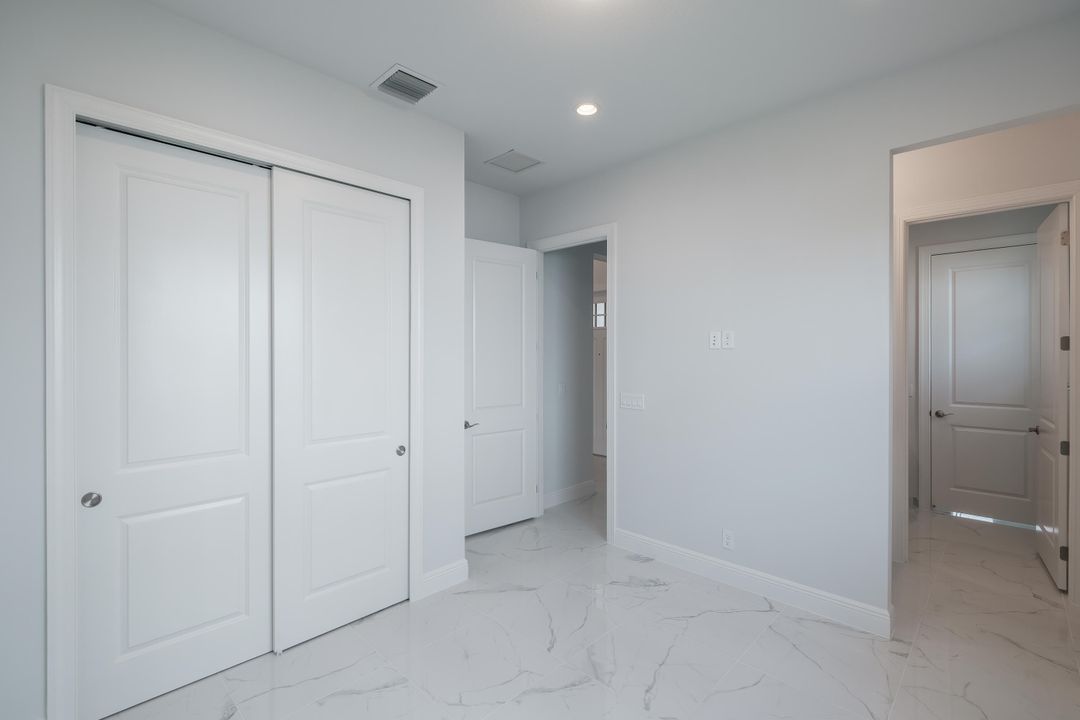 For Rent: $5,300 (4 beds, 3 baths, 2640 Square Feet)